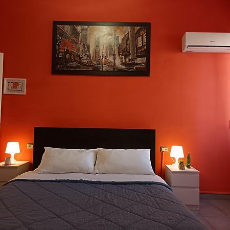 Adriatic Room 50 M Dalla Stazione Ferroviaria Di Ciampino E Dalla Navetta Aeroportuale Extérieur photo