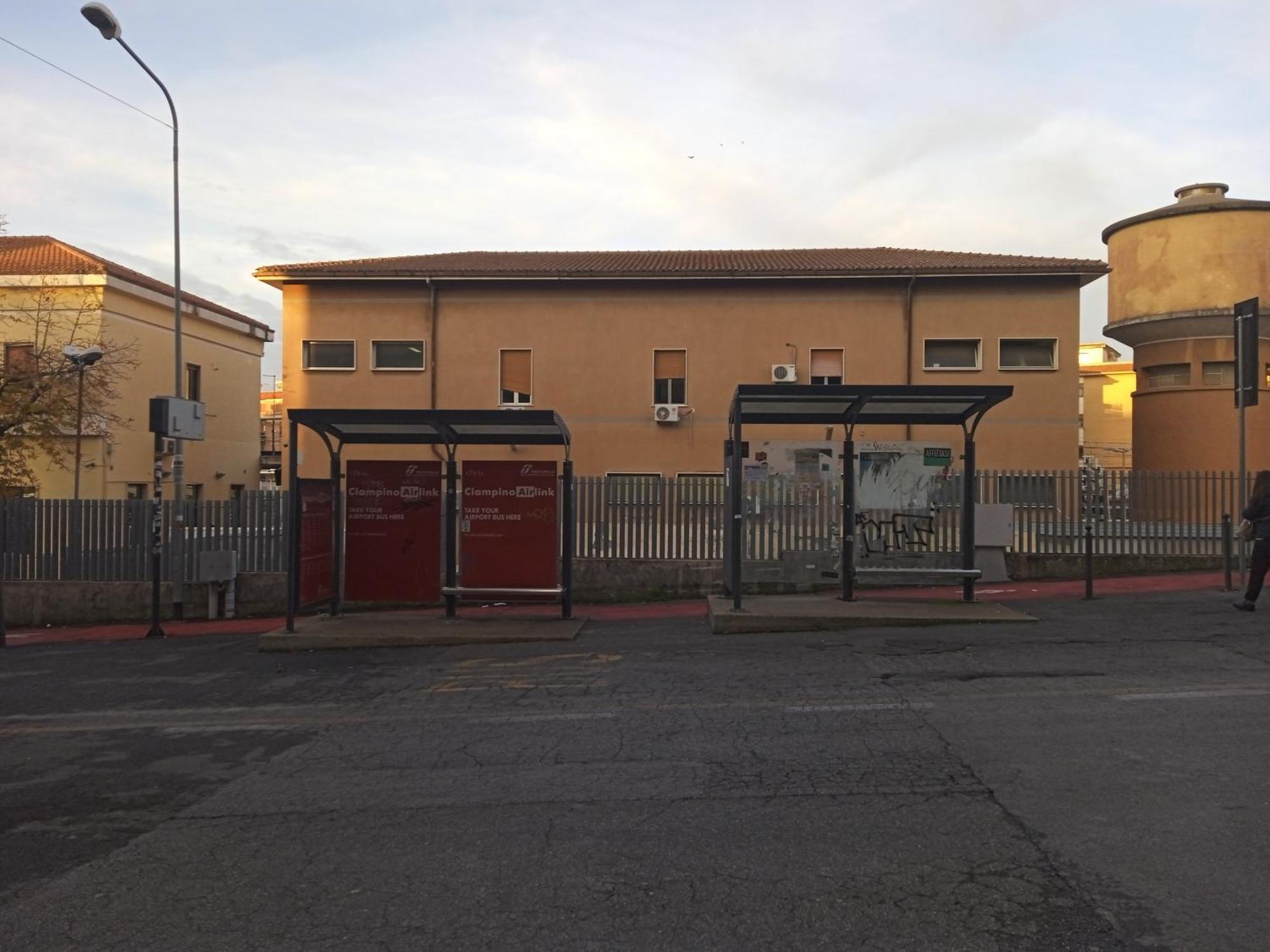 Adriatic Room 50 M Dalla Stazione Ferroviaria Di Ciampino E Dalla Navetta Aeroportuale Extérieur photo